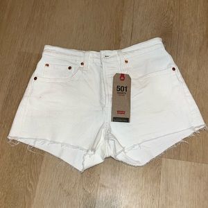 Levi’s 501 Jean shorts 26 white